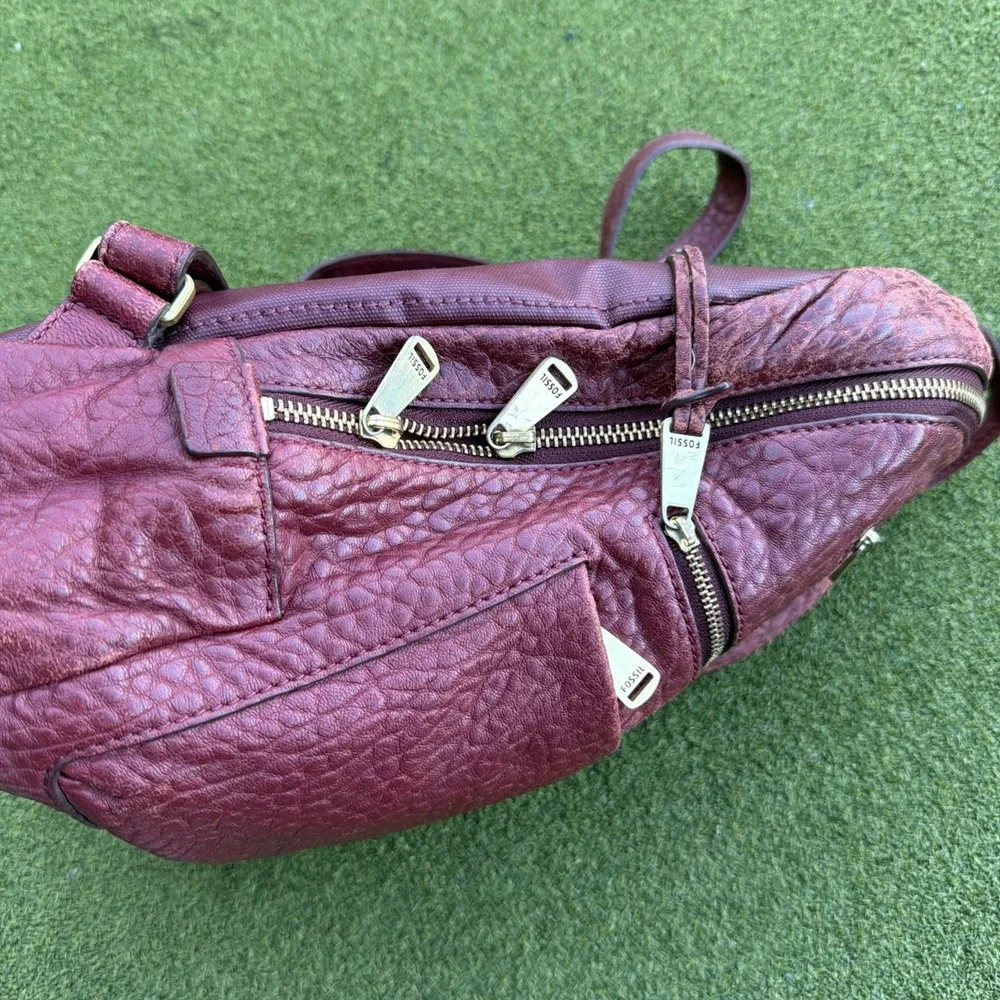 Fossil Textured Min Backpack Dark Red Lamb Hide Leather Gold Zippers Vintage